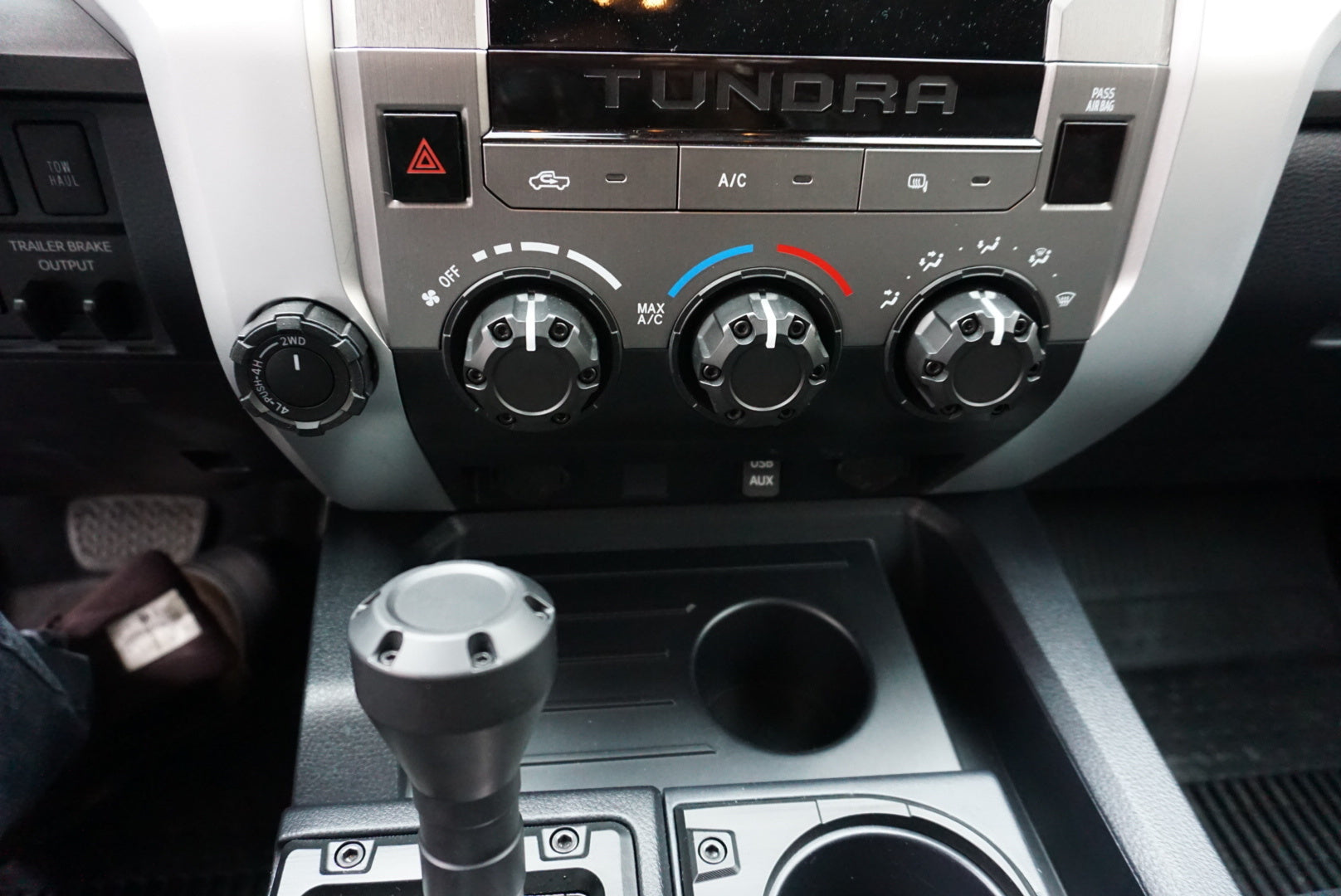 Climate Knob Trim Rings (2014-2021 Tundra) - RED