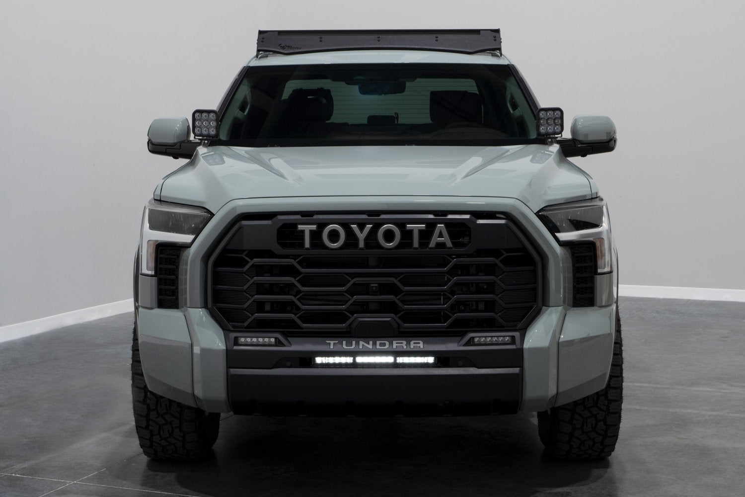 Stealth Bumper Light Bar Kit for 2022 Toyota Tundra, Amber Combo