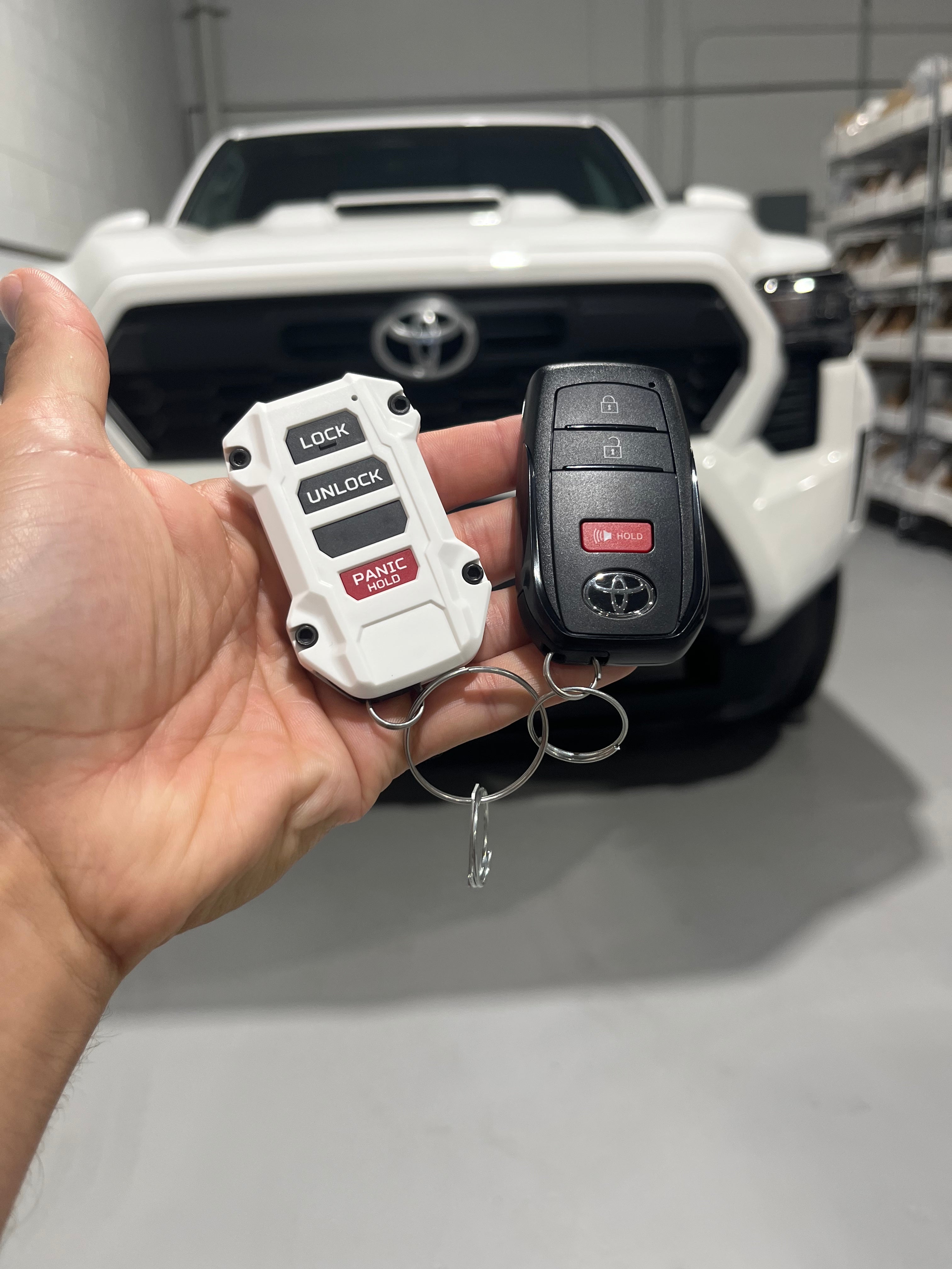 Injection Fob IF020 (2022+ Tundra / 2024+ Tacoma / 2025+ 4Runner) - LUNAR ROCK