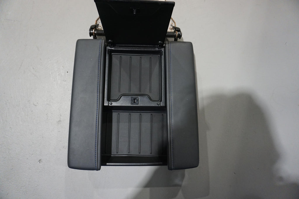 Center Console Tray Liner (2022+ Tundra Platinum) - 2PC BLACK