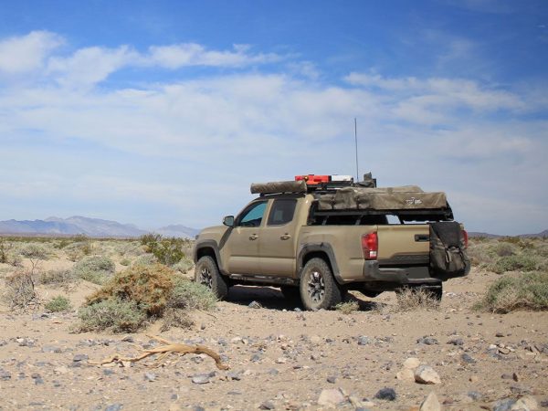 Front Runner - Toyota Tacoma Pickup Truck (2005-23) Slimline II Load Bed Rack Kit
