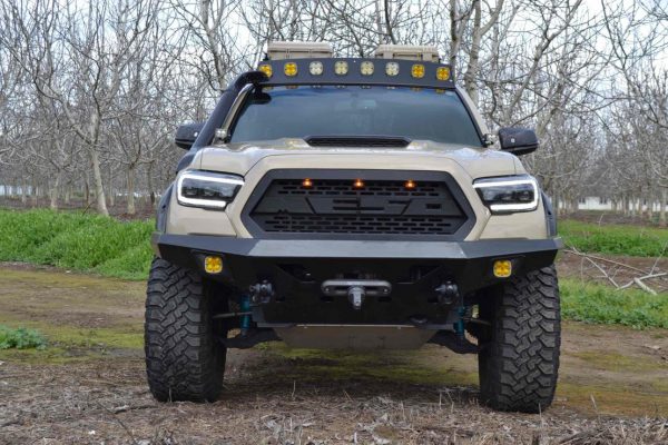 TOYOTA TACOMA (16-23): XB HYBRID LED HEADLIGHTS