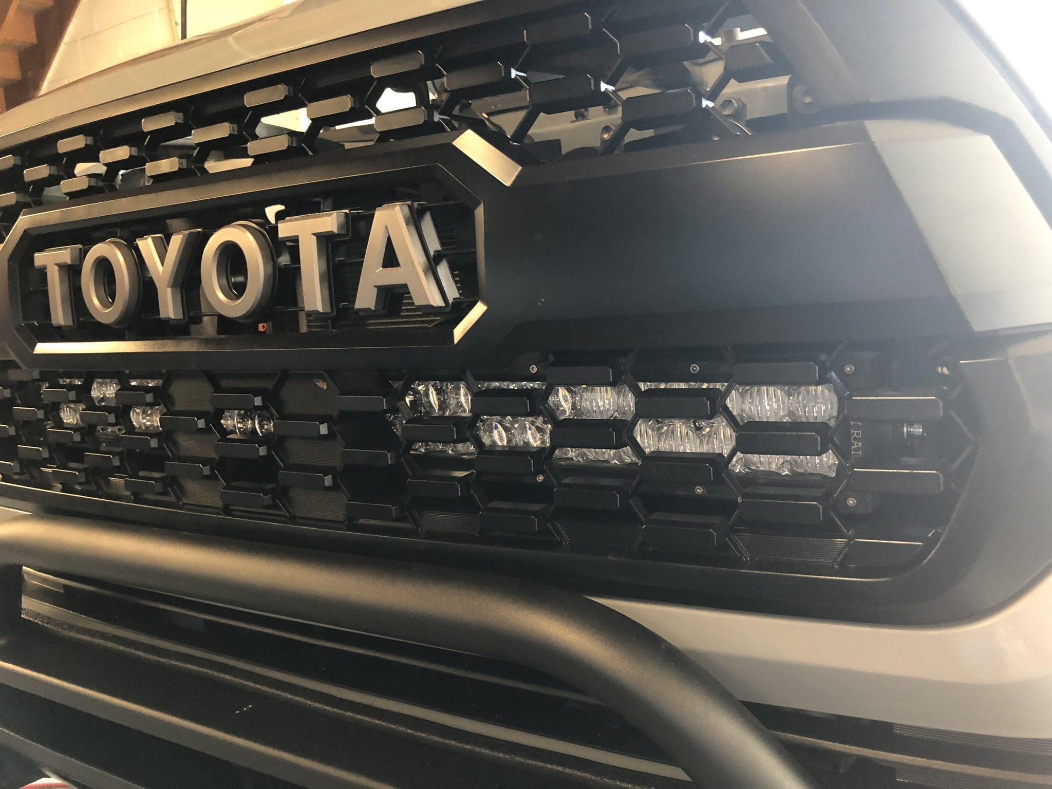 Cali Raised 16-23  TACOMA 32" UPPER GRILLE LED LIGHT BAR BRACKETS KIT