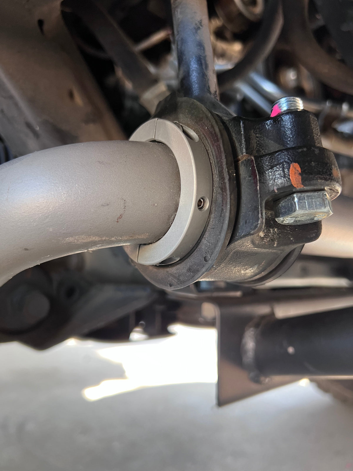 Dr KDSS Front KDSS Sway Bar Billet Clamps (Pair) | 2010-2024 4Runner & GX460