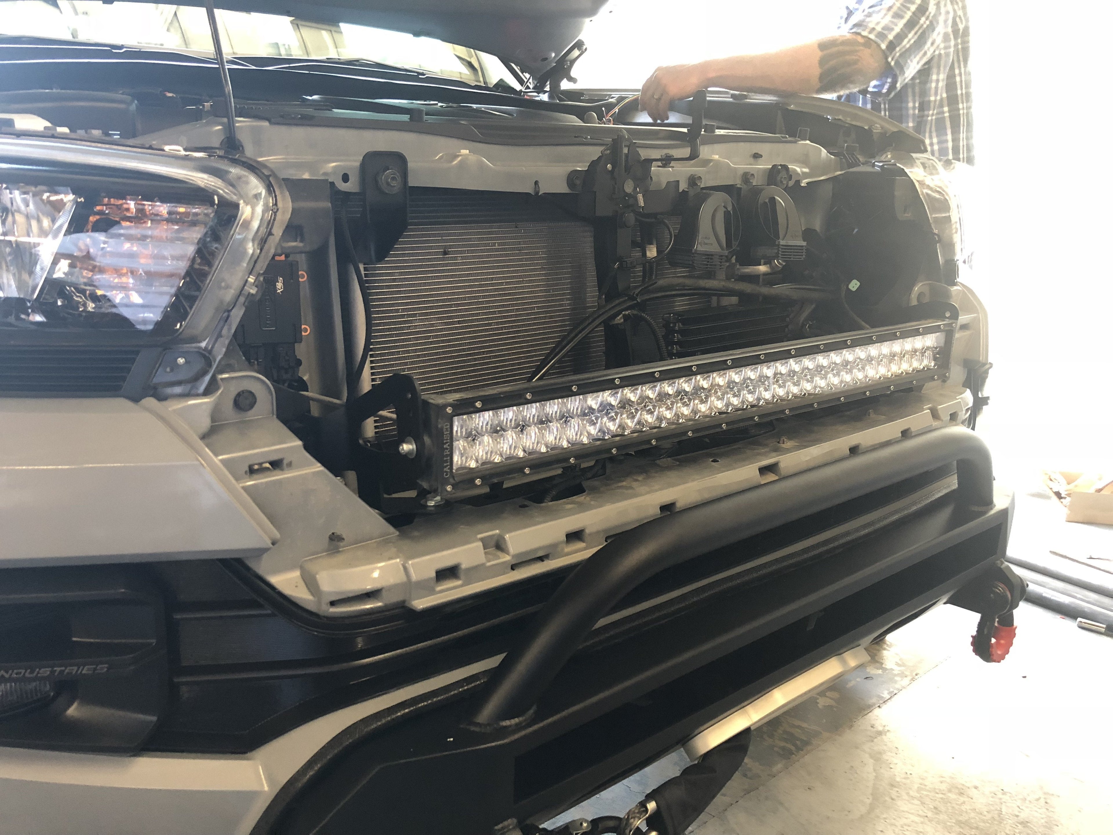 32" Upper Grille LED Light Bar Brackets Kit For 2016-2023 Toyota Tacoma