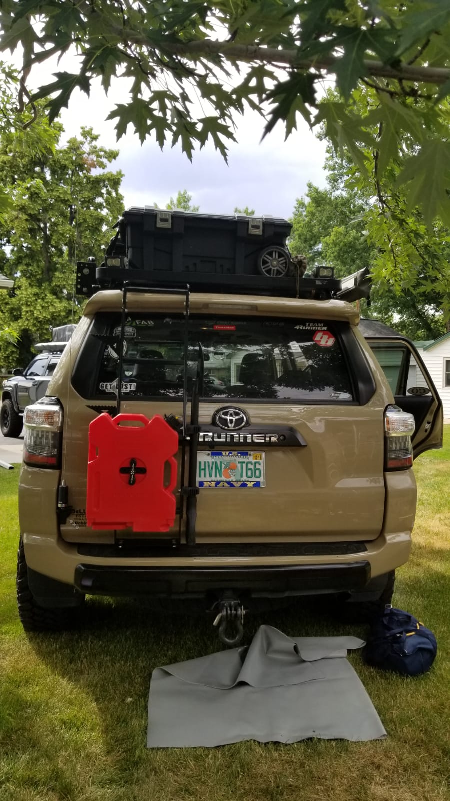 C4 Summit Hatch Ladder Rotopax Mount Bracket / 5th Gen / 2010+