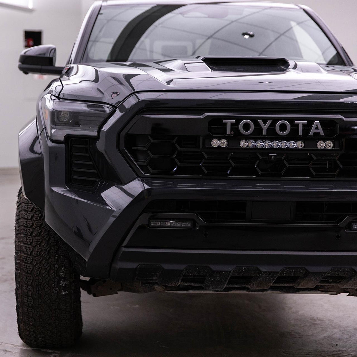 Toyota S8 10" Light Bar / S2 Pro TRD Pro Grille Conversion Light Kit - 2024-2026 Toyota Tacoma - manufacturer image 88203
